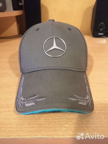 Продаю бейсболку. Бренд Mersedes-Benz