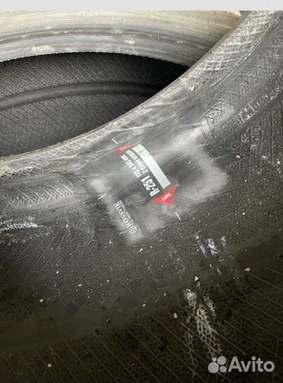 Triangle Snowlink TWT02 245/40 R18