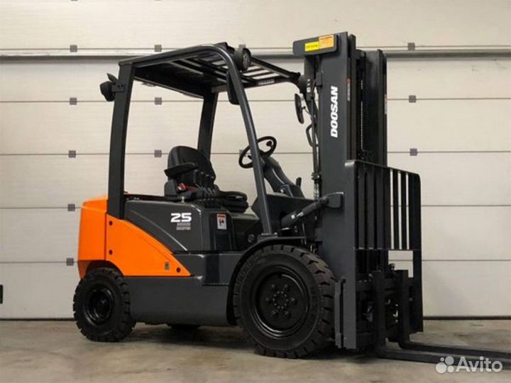 Вилочный погрузчик DOOSAN D25S-7, 2024