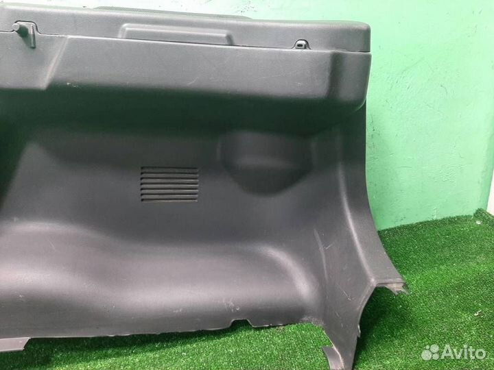 Обшивка багажника правая Suzuki Ignis 2006