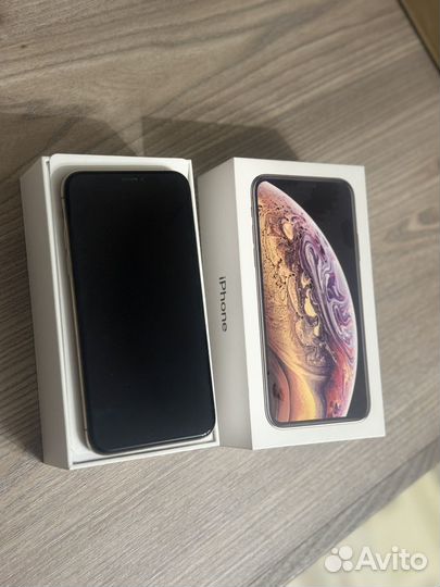 iPhone Xs, 64 ГБ