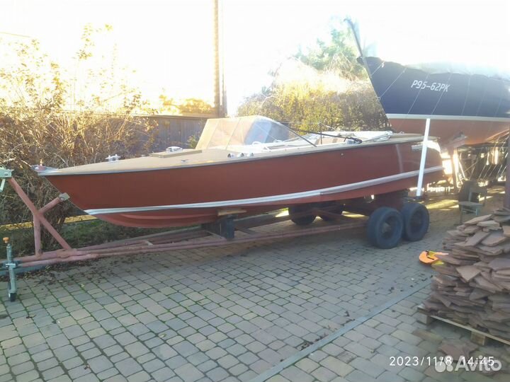 Катер водометный