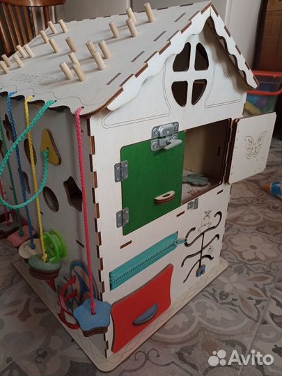 Бизиборд домик большой