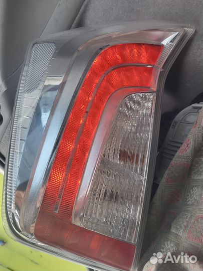 2011-15 Приус 30 фонарь задний Левый Prius 30