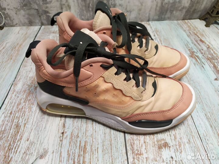 Кроссовки nike air jordan женские