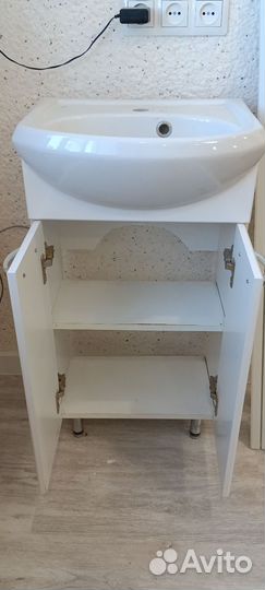 Тумба для ванной с раковиной