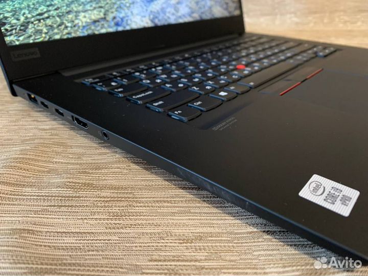 С дефектом Lenovo ThinkPad X1 Extreme G3 i9/32/1TB