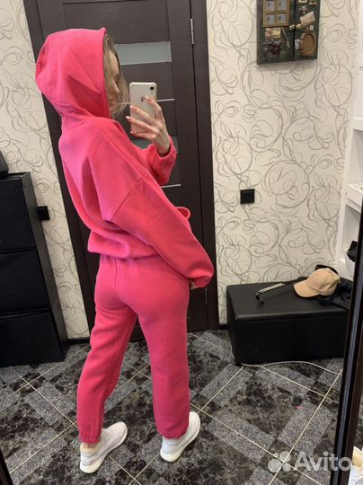 Костюм спортивный фуксия обмен на флисе с биркой