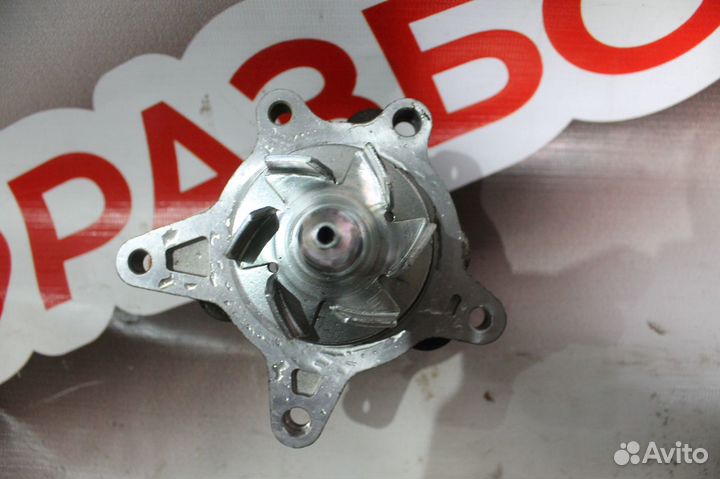 Помпа водяная Hyundai Solaris