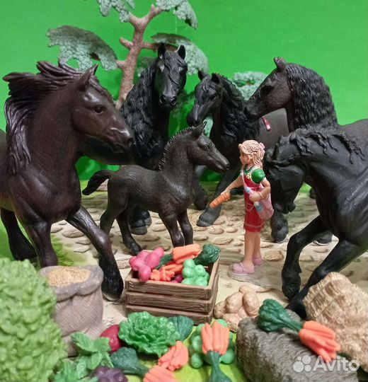 Шляйх лошади. Schleich фризы