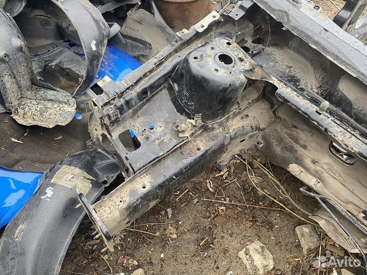 Форд фокус 2 передний правый лонжерон, четверть с