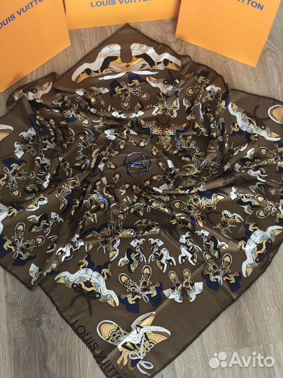 Шелковый платок