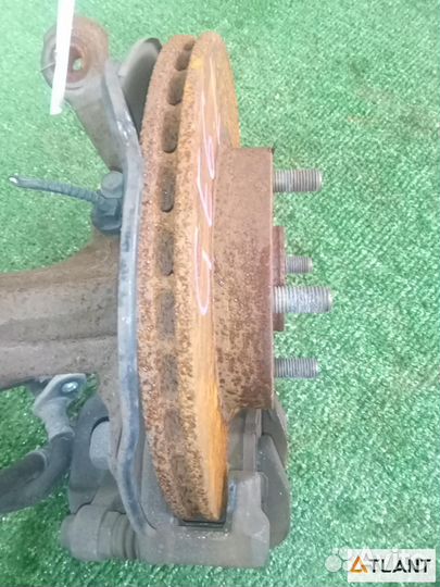 Ступица передняя левая honda FIT