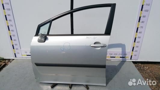 Дверь передняя левая toyota corolla verso 2 (99O18