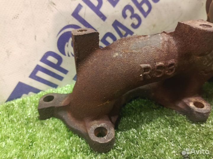 Выпускной коллектор правый Mitsubishi Montero