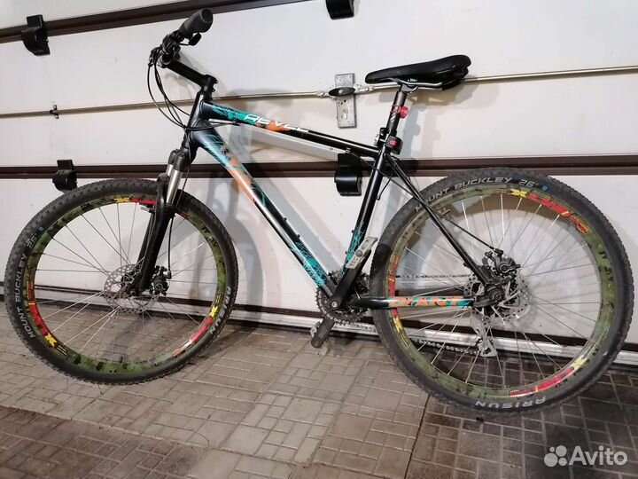 Горный велосипед Giant рама 20 колеса 26