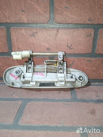 Ручка двери внешняя toyota vitz NCP15 1NZ-FE RR/LH