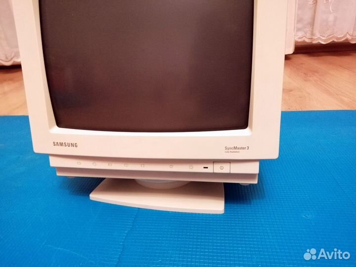 Монитор 14'' Samsung SyncMaster 3