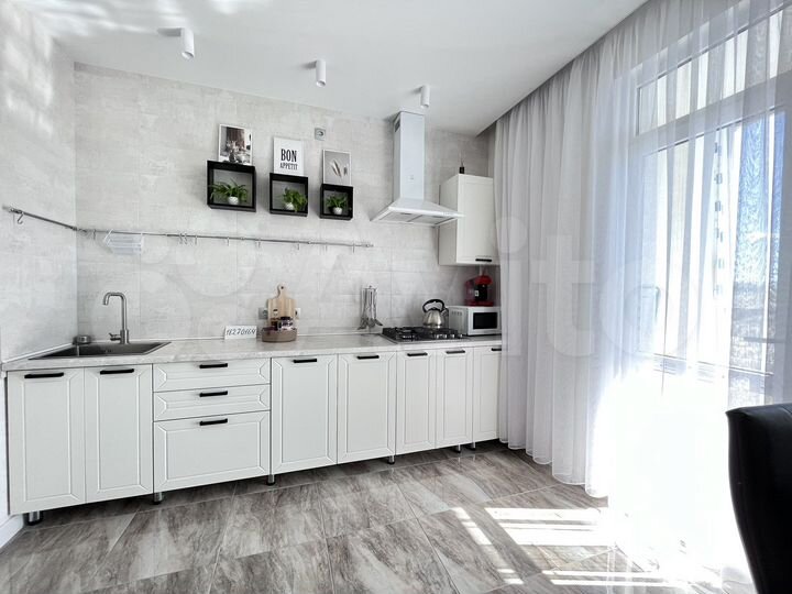 1-к. квартира, 40 м², 9/9 эт.