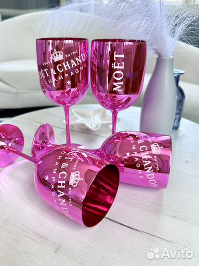 Бокалы Moet Chandon для шампанского большие