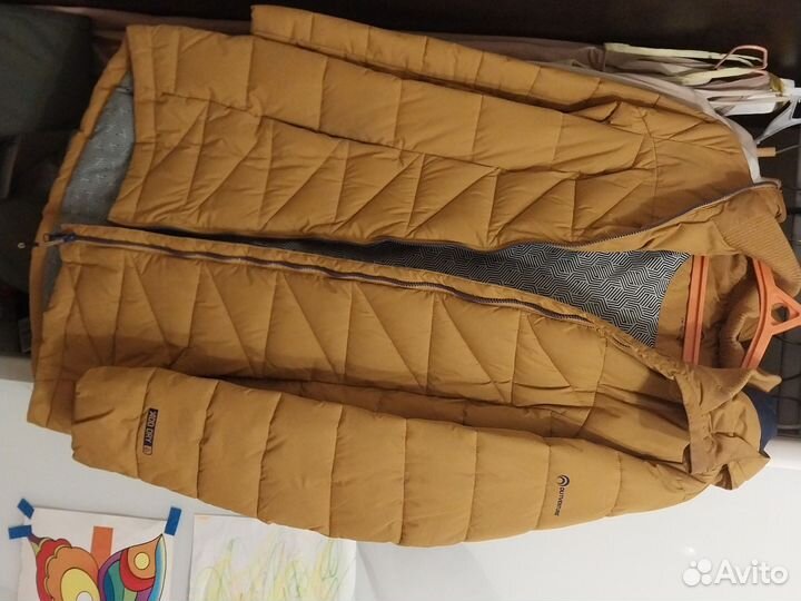 Пуховик женский 42 44