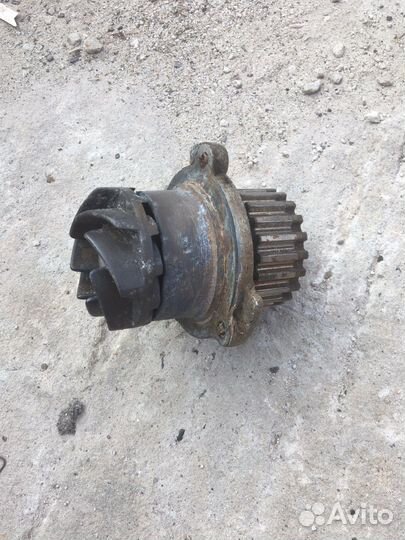 Водяная помпа калина 1