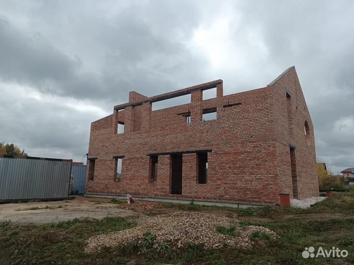 Бригада монтажников - кровельщиков