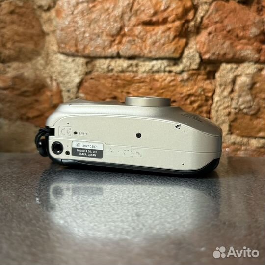 Minolta 75w riva zoom пленочный фотоаппарат 35мм