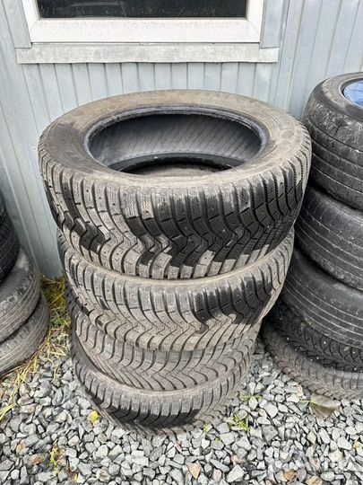 Michelin X-Ice 235/55 R18 70J