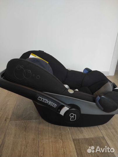 Автокресло 0+ Maxi Cosi pebble