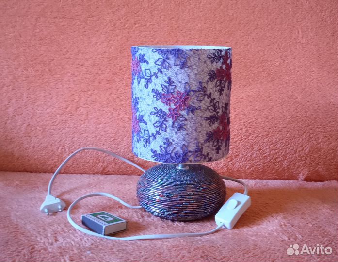 Лампа настольная
