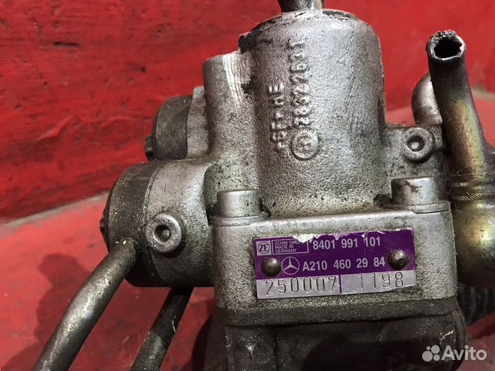 Рейка рулевая Мерседес 210 W210 с датчиком