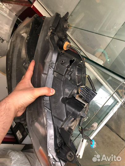 Фары на митсубиси лансер 10