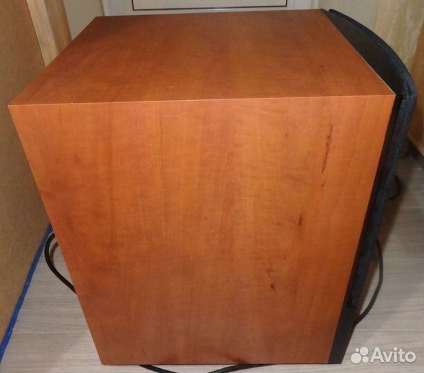 Cабвуфер PSB SubSonic 5i. Subwoofer. Коричневый