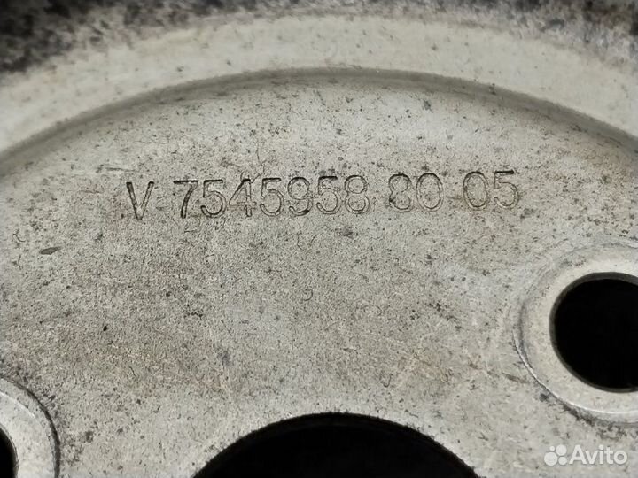 Шкив помпы Peugeot 207