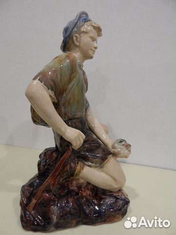 Юный Геолог H-42см.Майолика.Старая Гжель.Ярымбаш