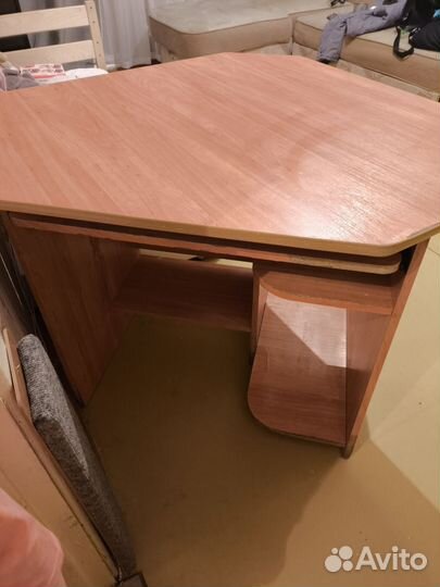 Компьютерный стол бу бесплатно