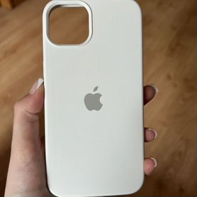 Чехол на iPhone 13