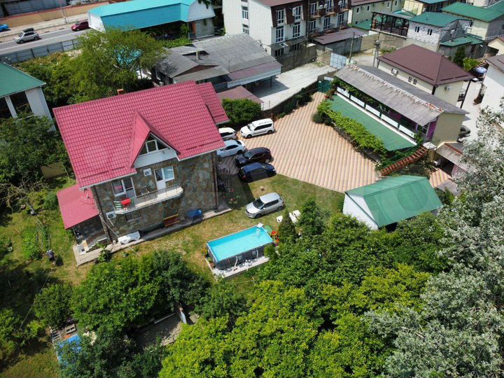 Дом 283 м² на участке 13,3 сот.