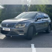 Volkswagen Tiguan Allspace 2.0 AT, 2019, 120 000 км, с пробегом, цена 2 600 000 руб.