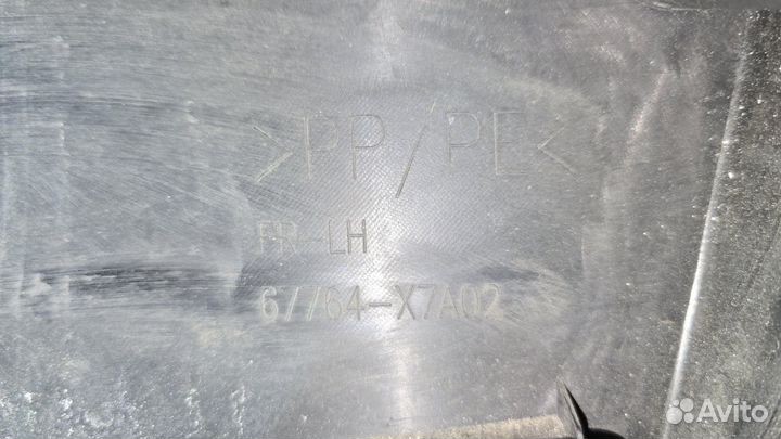 Б/У Б/У Обшивка двери передняя левая L G8 toyota