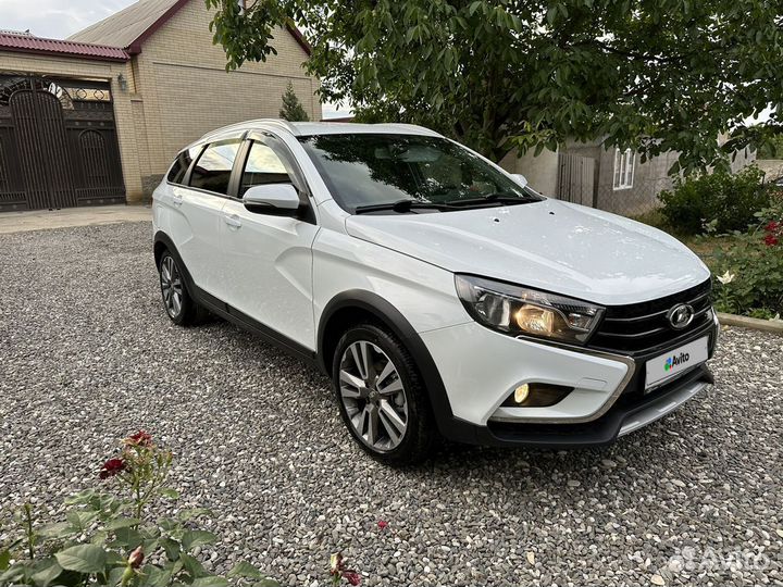 LADA Vesta Cross 1.8 AMT, 2018, 86 000 км