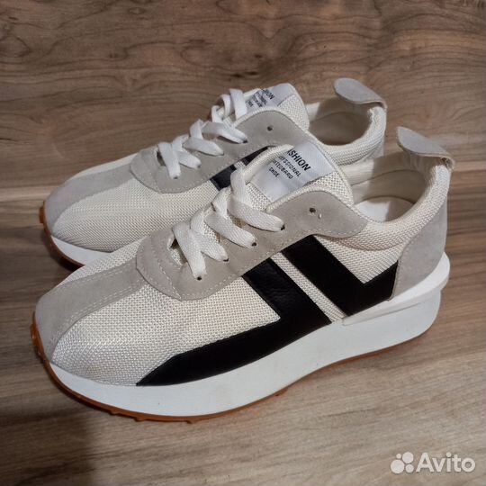 Кроссовки 39рр