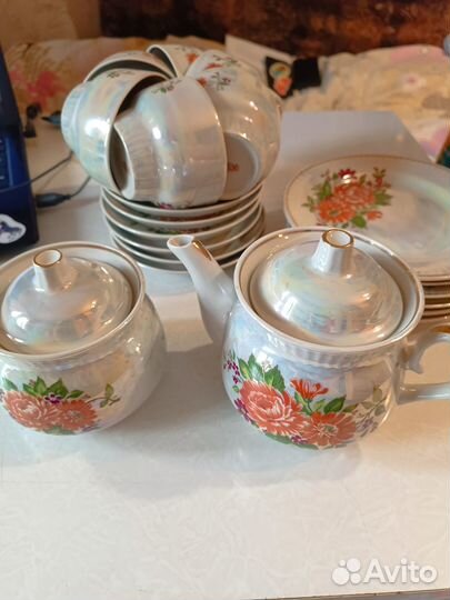 Сервиз перламутровый - Красный фарфорист, СССР