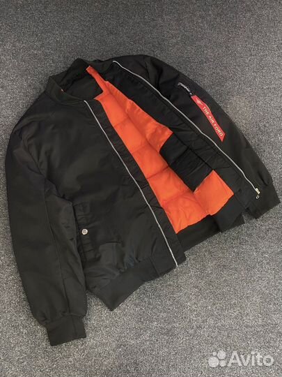 Бомбер мужской