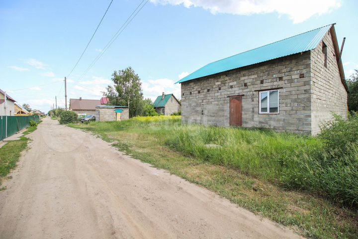 Дом 158 м² на участке 9,9 сот.