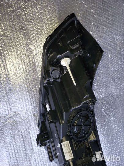 Hyundai tucson 3 с 2015г. Фара правая