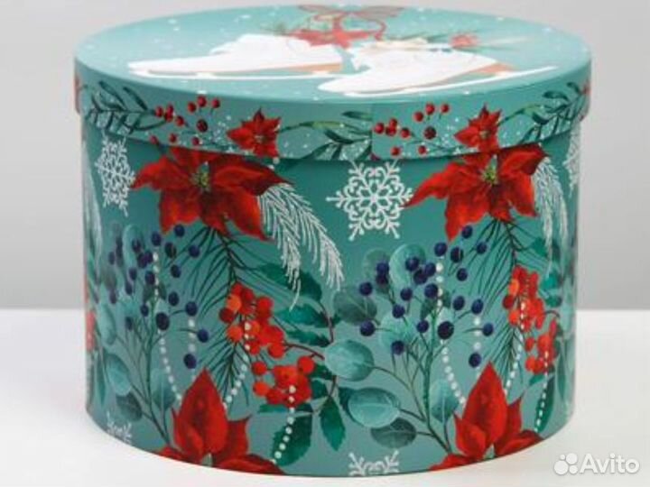 Коробка подарочная новогодняя 18х18х13