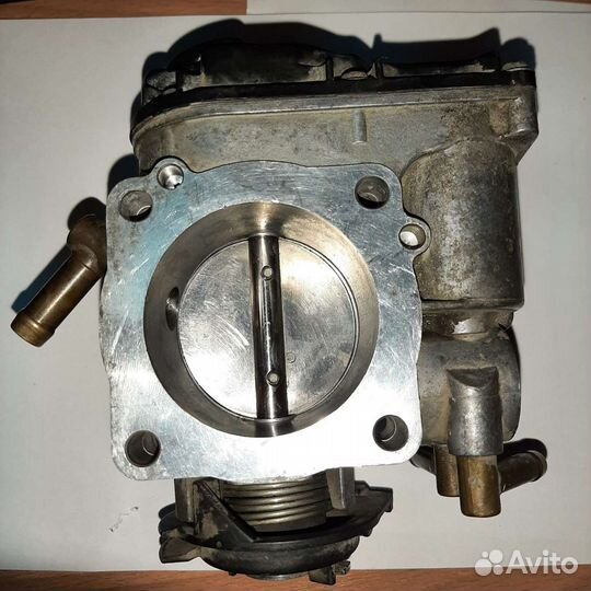 Дроссельная заслонка VAG