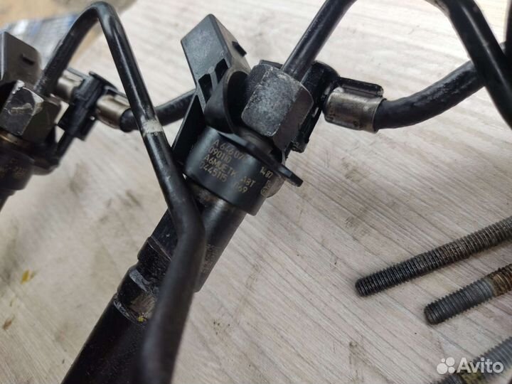 Комплект форсунок и топливной рампы Спринтер W906